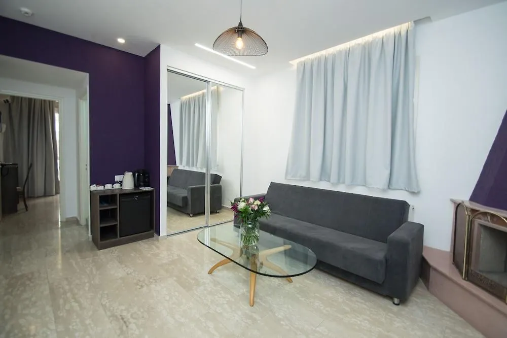 מלון לרנקה St Elena Boutique Residence