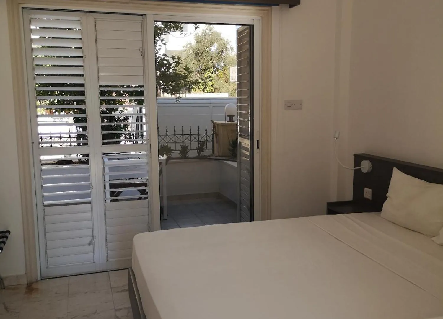 St Elena Boutique Residence Larnaca 3*,