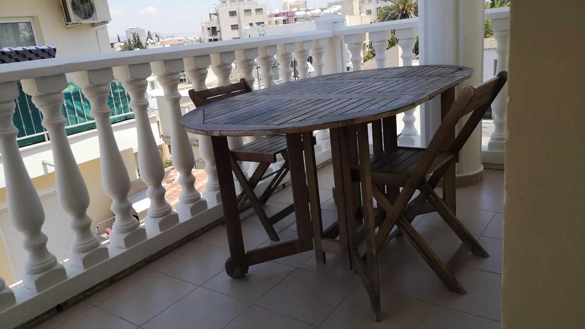 לרנקה St Elena Boutique Residence
